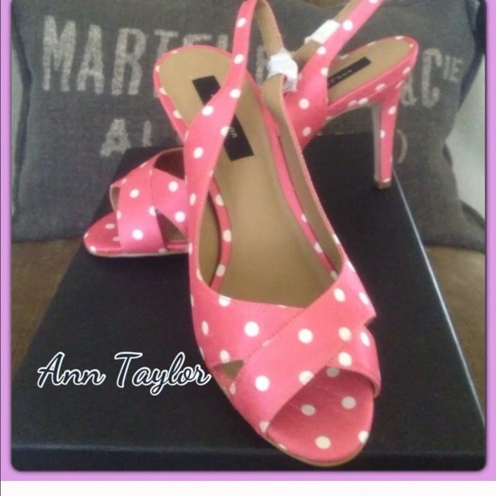 New - Ann Taylor polka dot sling back - Picture 2 of 2
